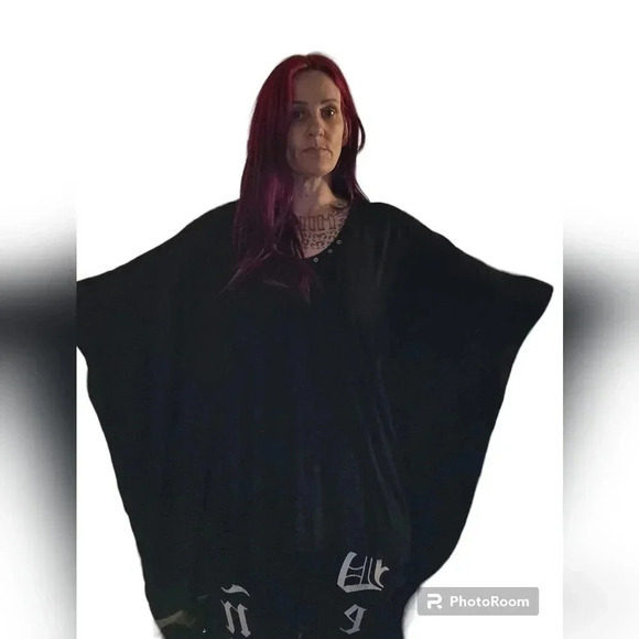 Necessary Evil Bat Wing top Size xsmall/Medium - Picture 4 of 7